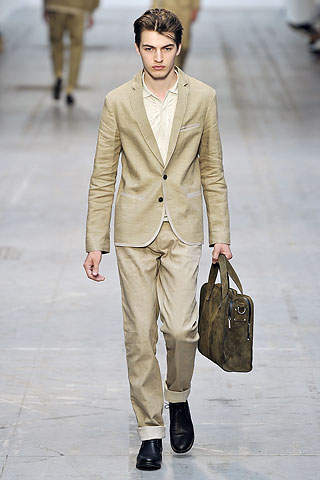 Costume National / - 2011